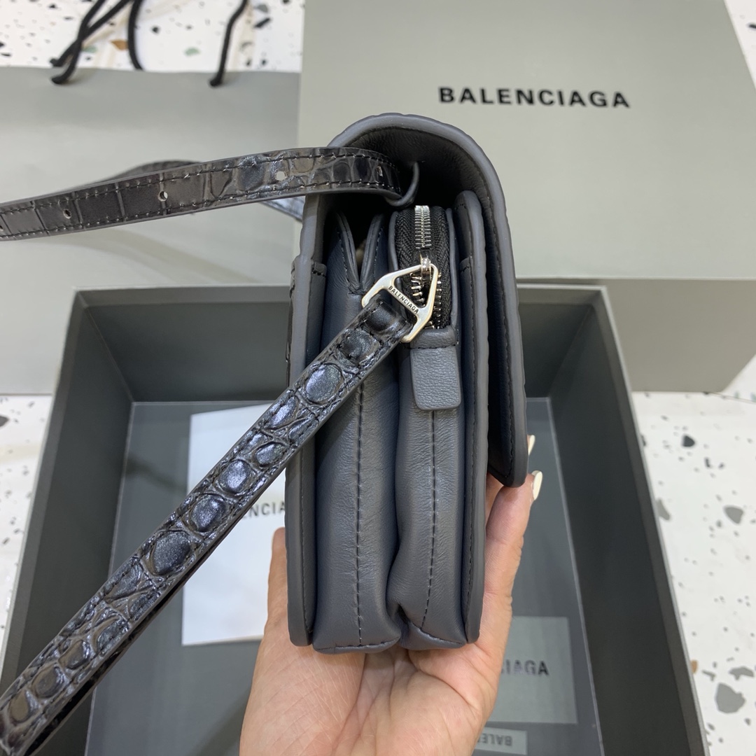 Balenciaga Small Woc Crocodile Embossed Shoulder Bag Black/Silver